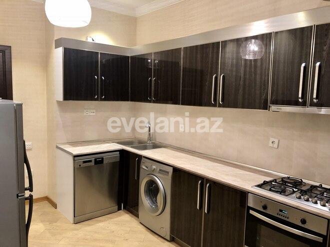 Kirayə verilir, yeni tikili, 3 otaqlı, 120 m², 8 Noyabr m.