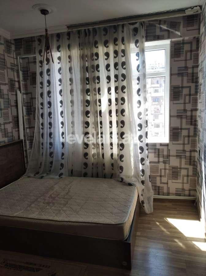 Satılır, yeni tikili, 2 otaqlı, 57 m², İnşaatçılar m.