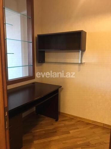 Сдаётся, новостройка, 2-комнаты, 70 m², Элмляр Академиясы m.