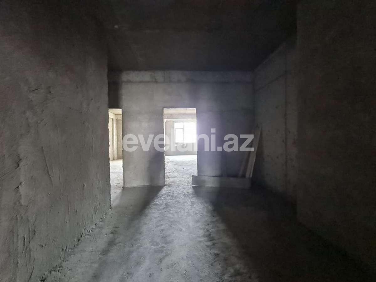 Satılır, yeni tikili, 3 otaqlı, 167 m², 8 Noyabr m.