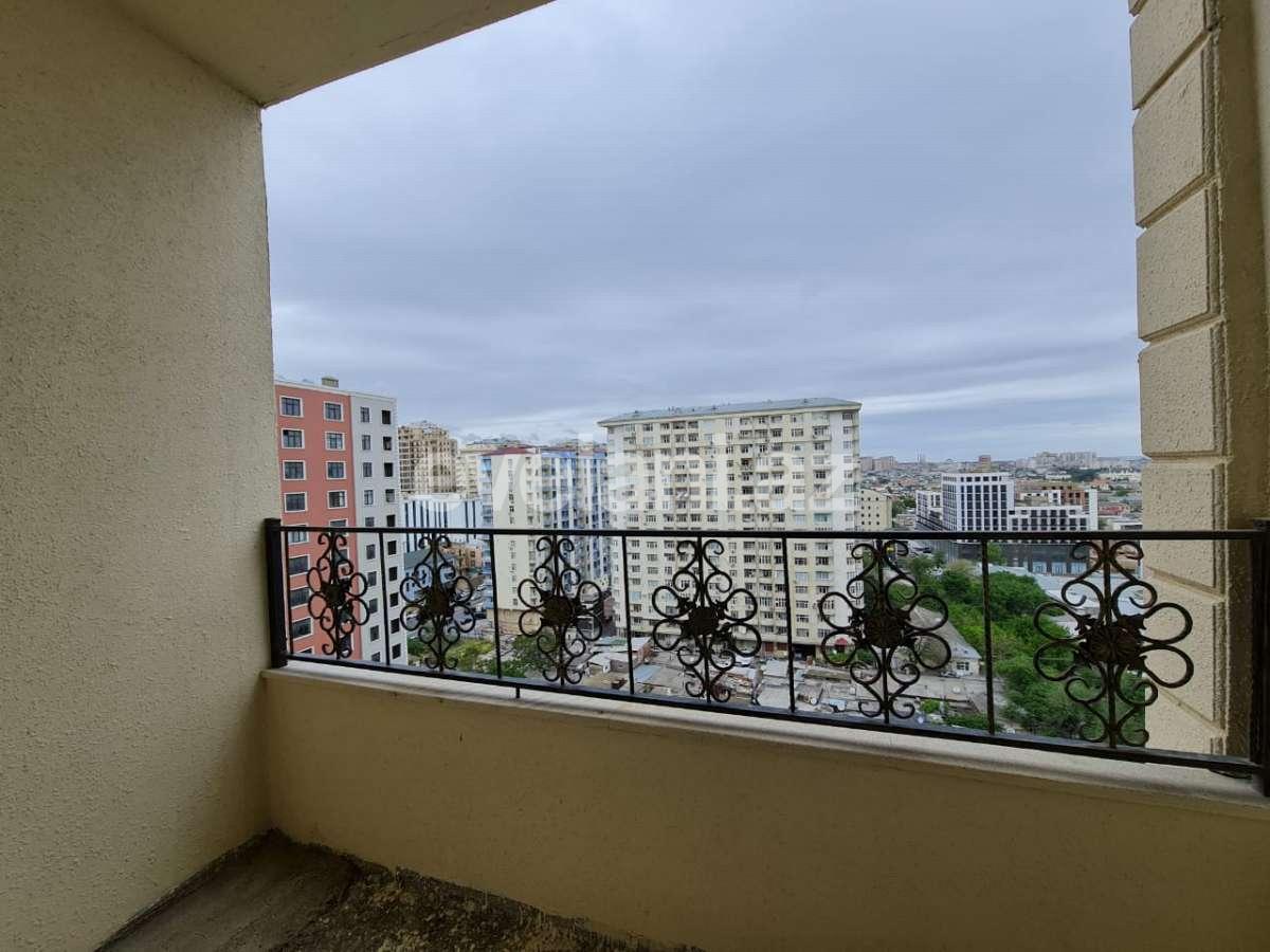 Satılır, yeni tikili, 3 otaqlı, 167 m², 8 Noyabr m.