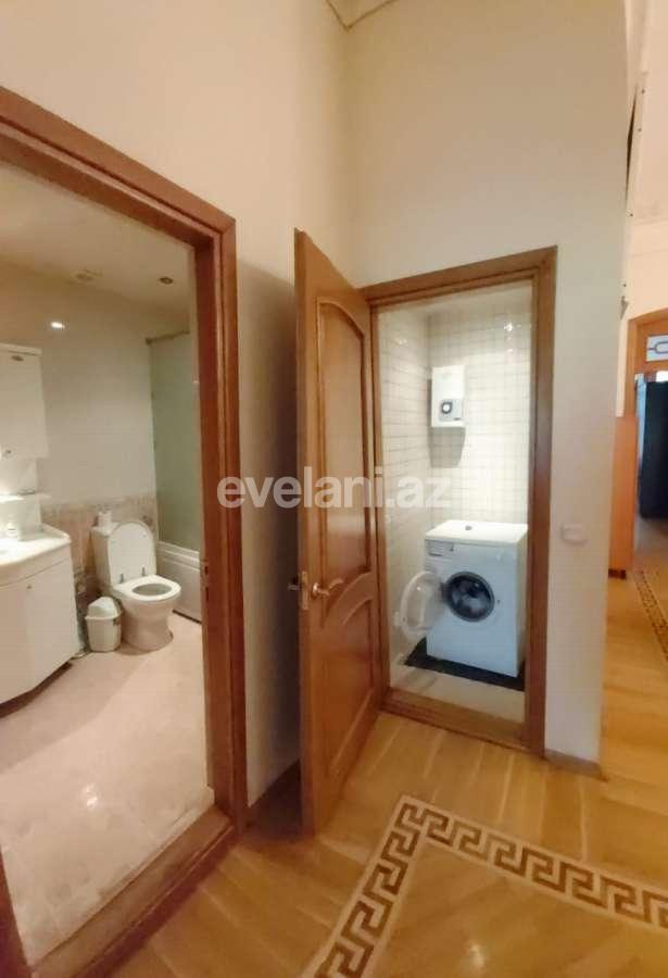 Sale, old building, 4 room, 187 m², 28 may m.