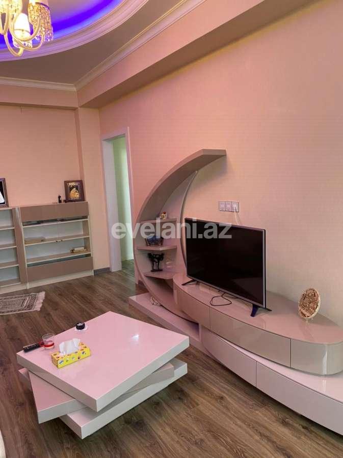 Kirayə verilir, yeni tikili, 2 otaqlı, 90 m², İnşaatçılar m.