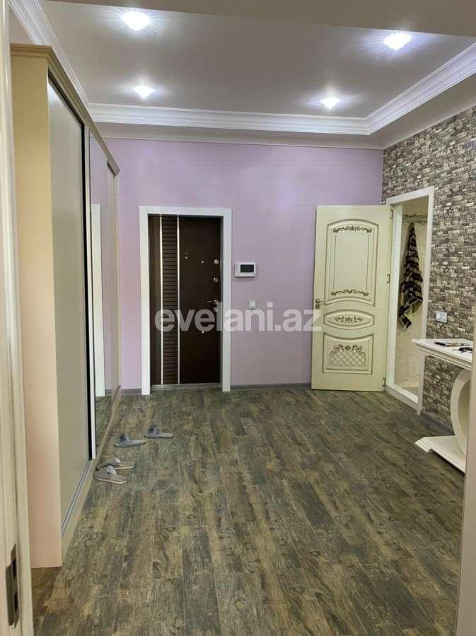 Kirayə verilir, yeni tikili, 2 otaqlı, 90 m², İnşaatçılar m.