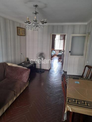 Продаётся, вторичка, 3-комнаты, 65 m², Бакиханова p.