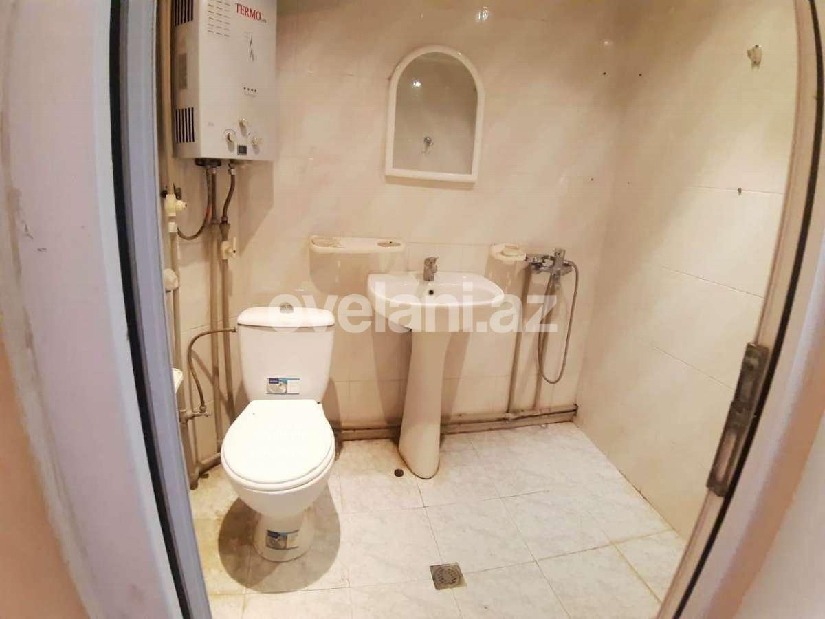 Sale, old building, 2 room, 55 m², Elmlar Akademiyası m.