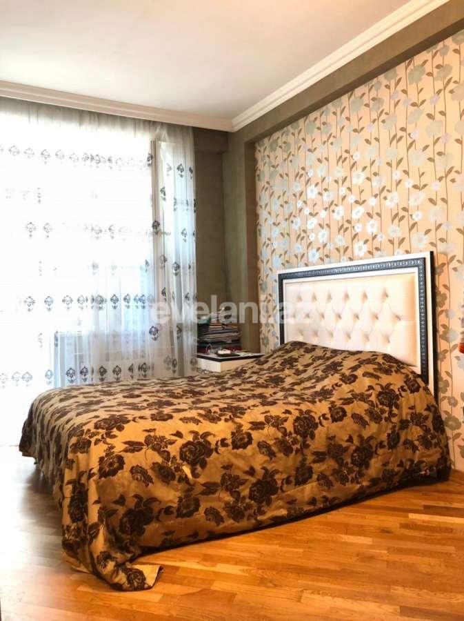 Satılır, yeni tikili, 3 otaqlı, 130 m², Azadlıq prospekti m.