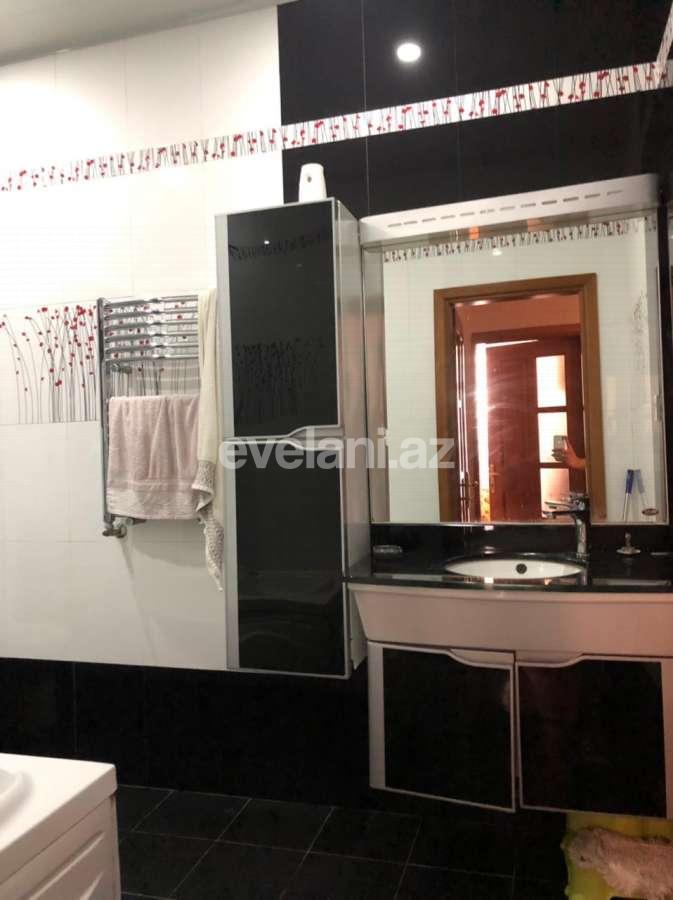 Satılır, yeni tikili, 3 otaqlı, 130 m², Azadlıq prospekti m.