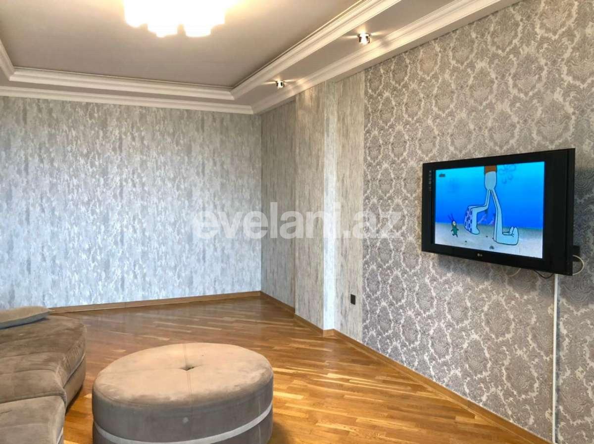 Satılır, yeni tikili, 3 otaqlı, 130 m², Azadlıq prospekti m.