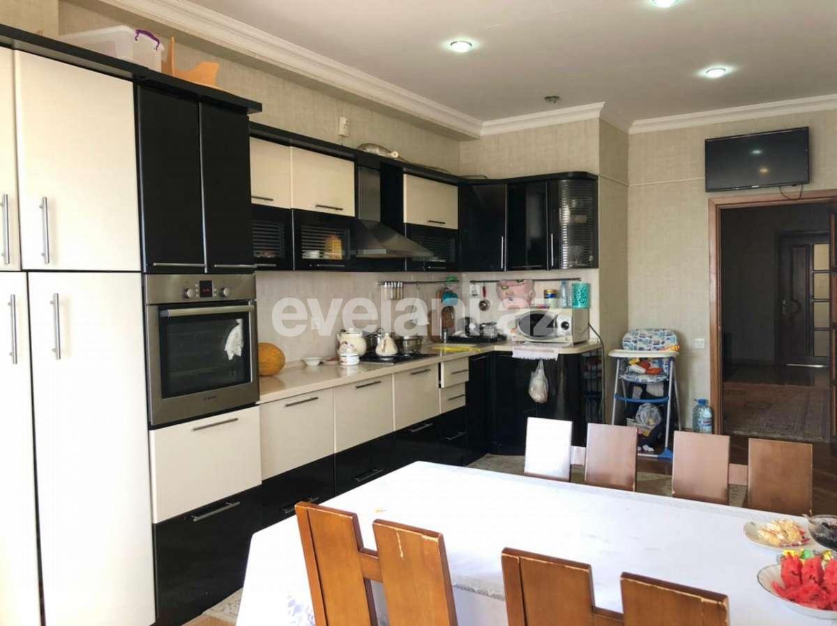 Satılır, yeni tikili, 3 otaqlı, 130 m², Azadlıq prospekti m.