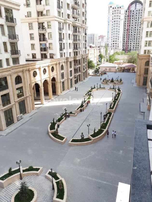 Satılır, yeni tikili, 3 otaqlı, 145 m², Elmlər Akademiyası m.