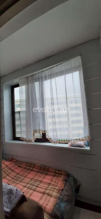 Satılır, köhnə tikili, 2 otaqlı, 60 m², Azadlıq prospekti m.