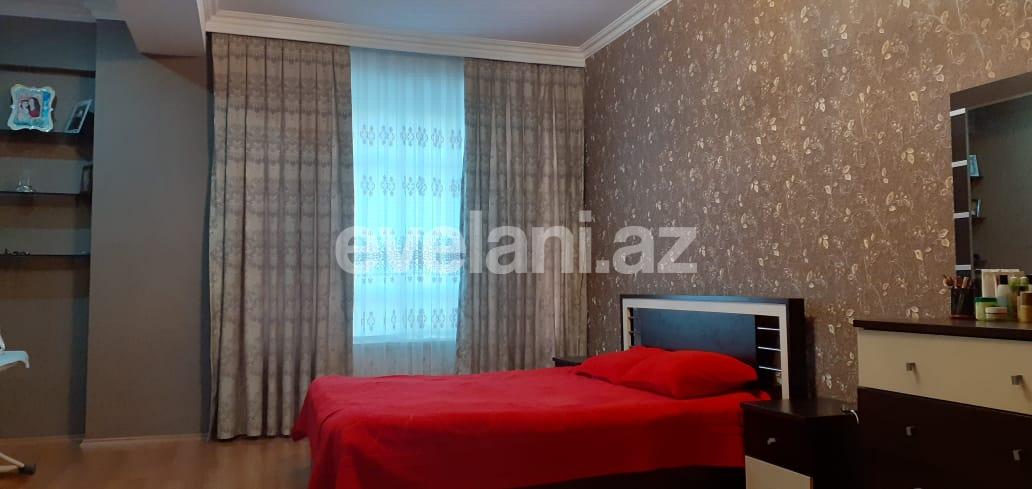 Satılır, yeni tikili, 3 otaqlı, 135 m², İnşaatçılar m.