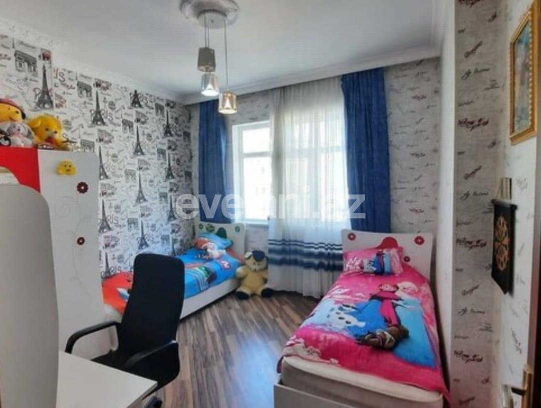 Satılır, yeni tikili, 3 otaqlı, 150 m², İnşaatçılar m.