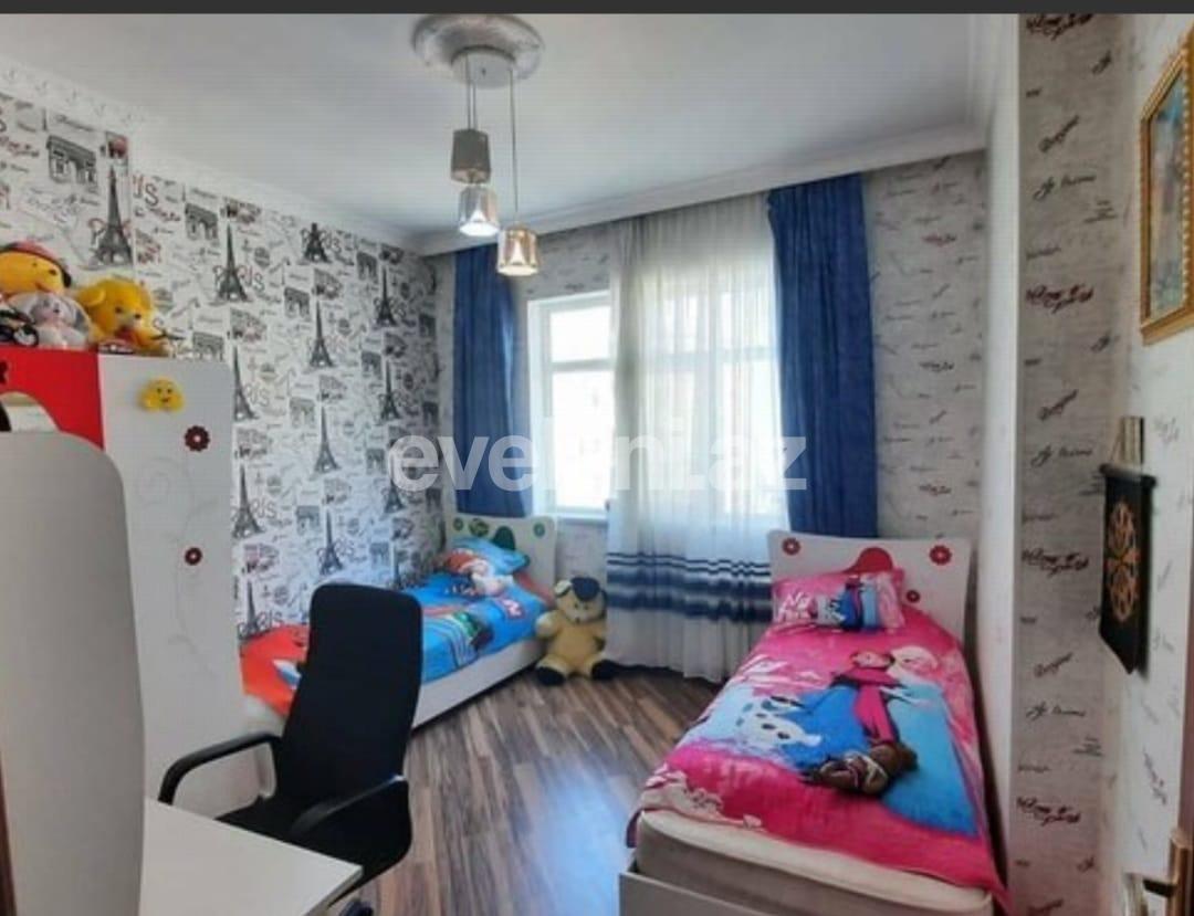 Satılır, yeni tikili, 3 otaqlı, 150 m², İnşaatçılar m.