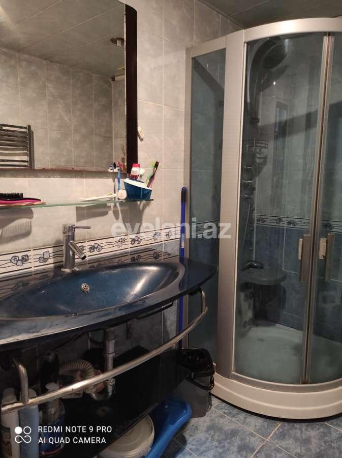 Satılır, yeni tikili, 3 otaqlı, 70 m², İnşaatçılar m.