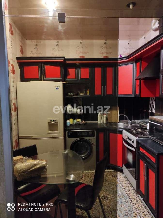 Satılır, yeni tikili, 3 otaqlı, 70 m², İnşaatçılar m.