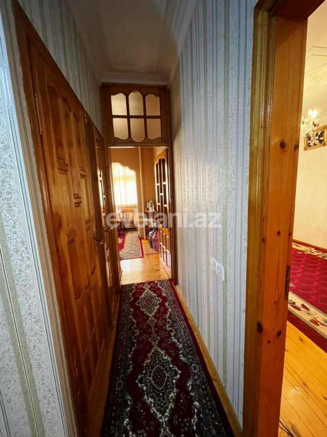 Sale, old building, 5 room, 100 m², Yeni Guneshli d.