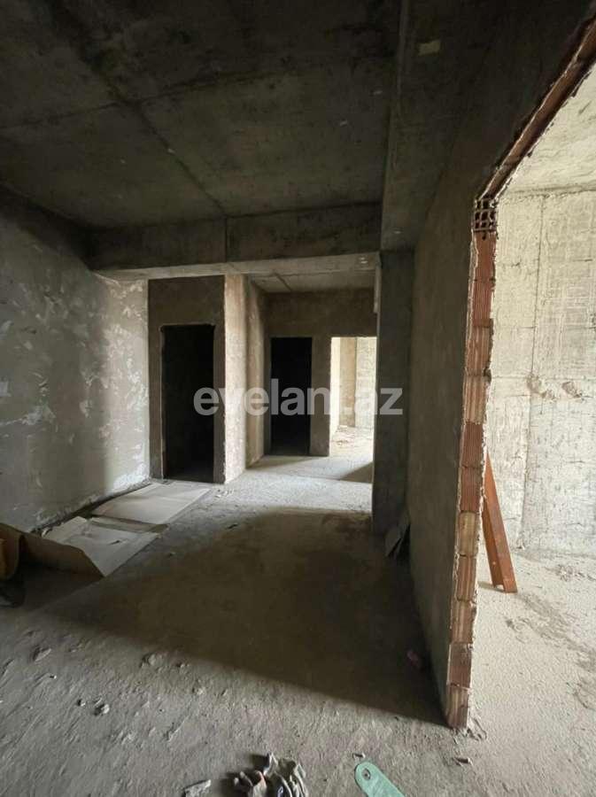 Satılır, yeni tikili, 3 otaqlı, 118 m², İnşaatçılar m.