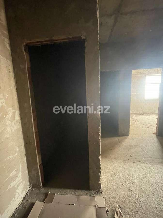 Satılır, yeni tikili, 3 otaqlı, 118 m², İnşaatçılar m.