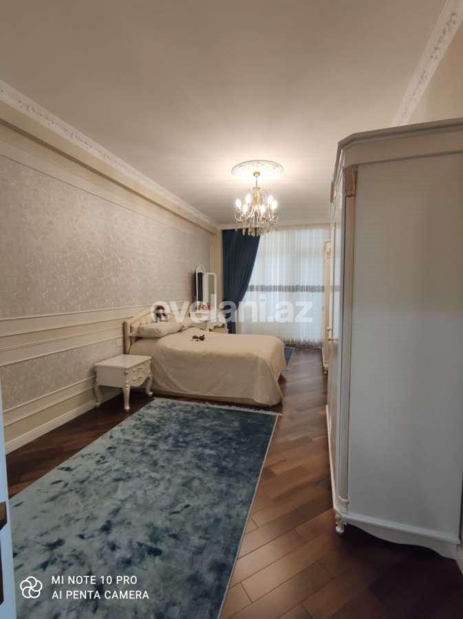 Satılır, yeni tikili, 4 otaqlı, 202 m², 28 may m.