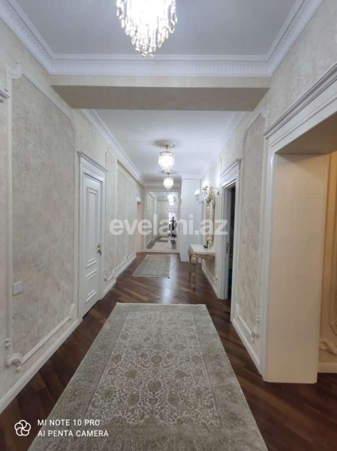 Satılır, yeni tikili, 4 otaqlı, 202 m², 28 may m.