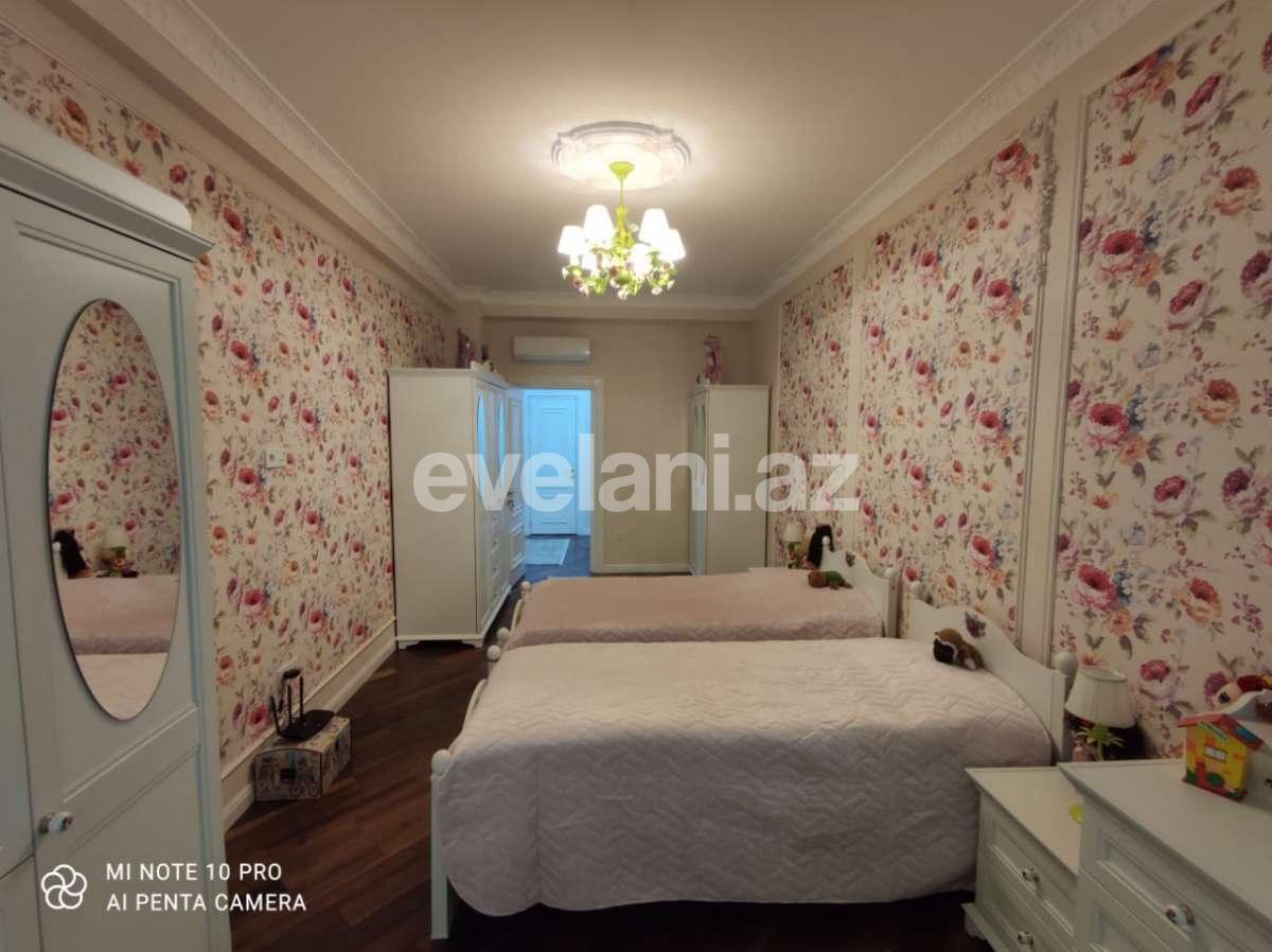 Satılır, yeni tikili, 4 otaqlı, 202 m², 28 may m.