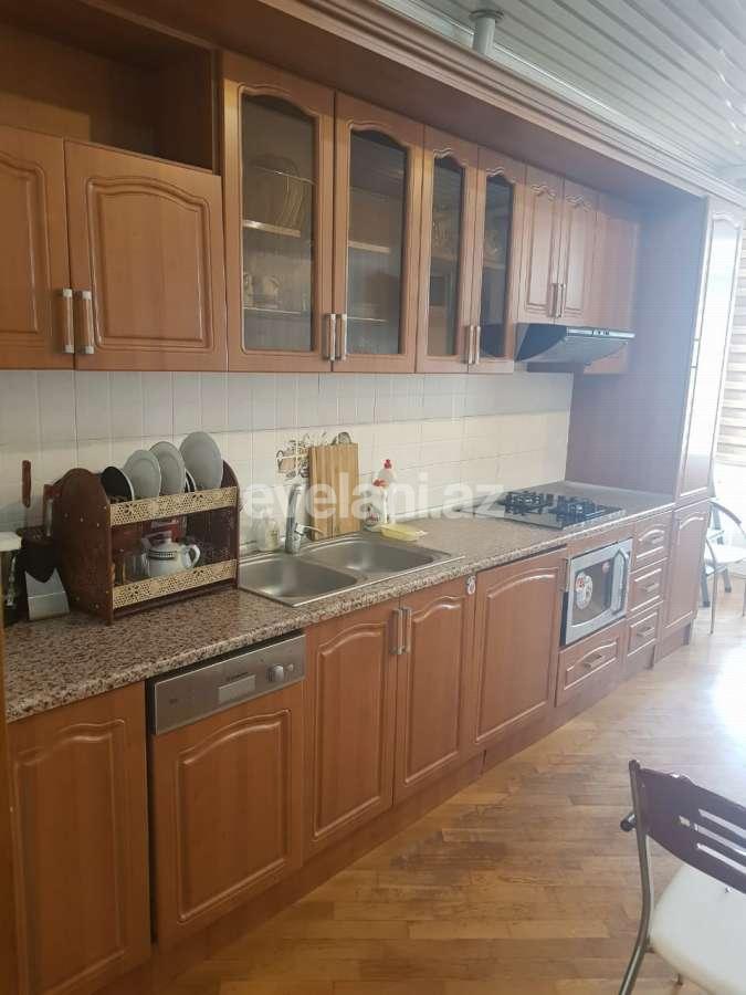 Kirayə verilir, yeni tikili, 2 otaqlı, 100 m², Elmlər Akademiyası m.