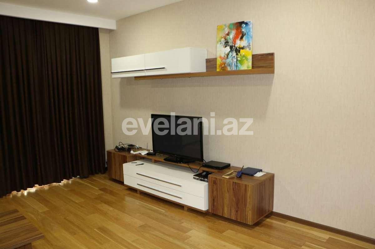 Kirayə verilir, yeni tikili, 3 otaqlı, 130 m², 28 may m.