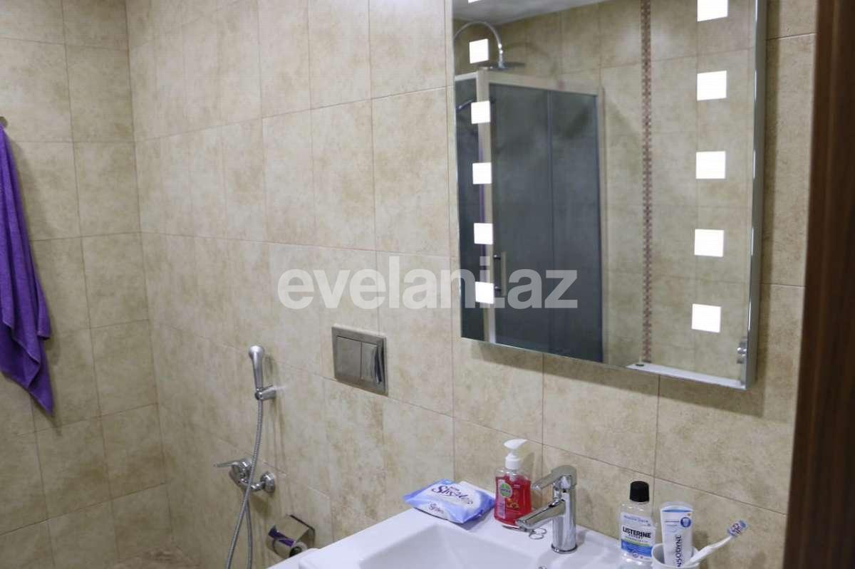 Kirayə verilir, yeni tikili, 3 otaqlı, 130 m², 28 may m.