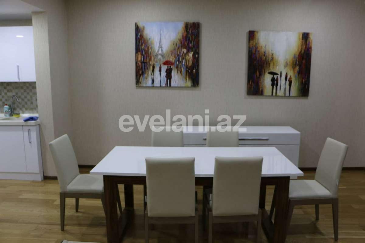 Kirayə verilir, yeni tikili, 3 otaqlı, 130 m², 28 may m.