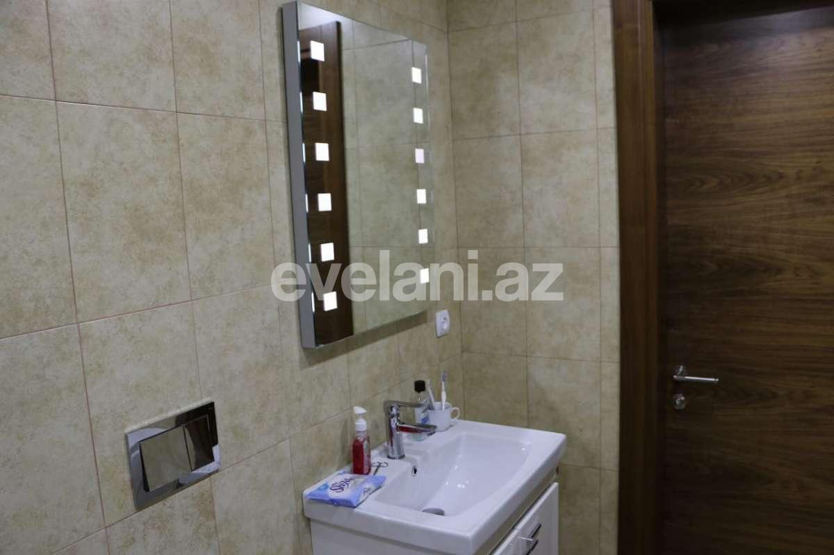 Kirayə verilir, yeni tikili, 3 otaqlı, 130 m², 28 may m.