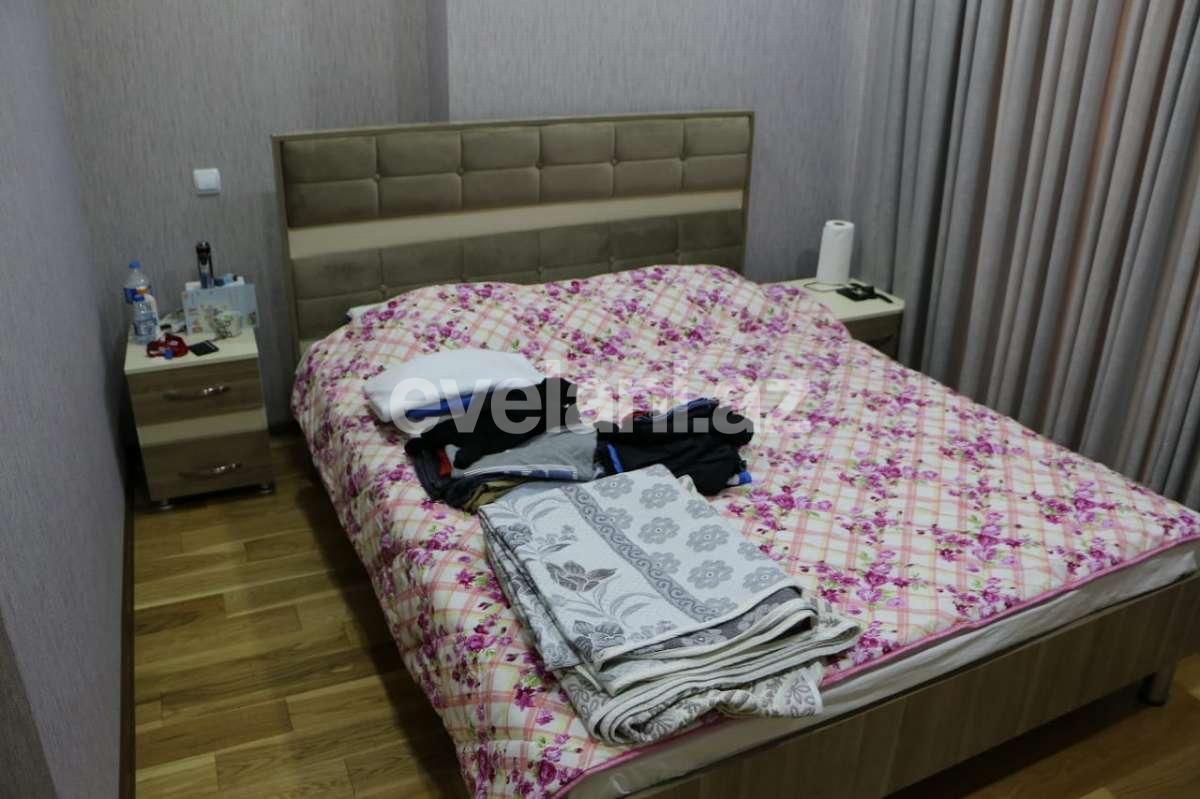 Kirayə verilir, yeni tikili, 3 otaqlı, 130 m², 28 may m.