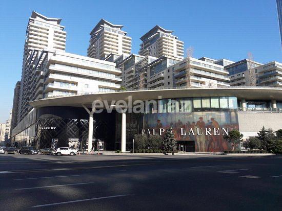 Kirayə verilir, yeni tikili, 3 otaqlı, 130 m², 28 may m.