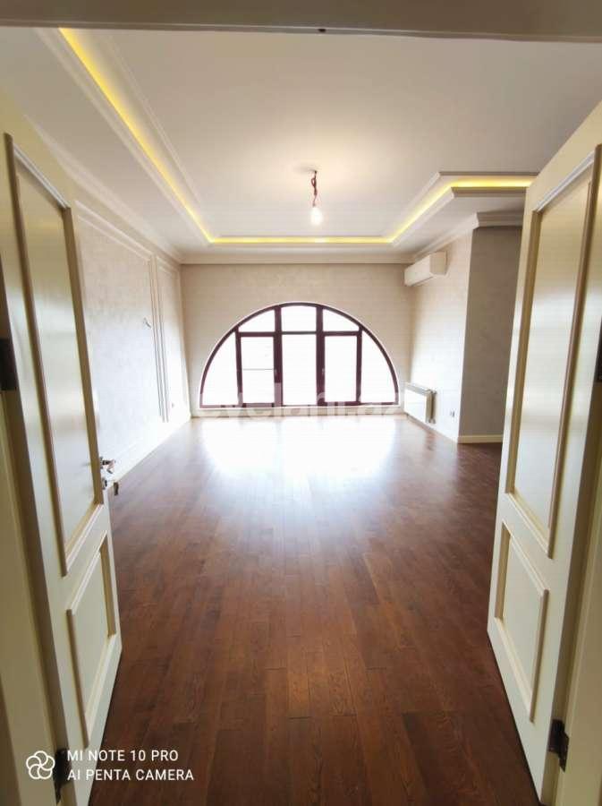 Sale, new building, 4 room, 220 m², 28 may m.