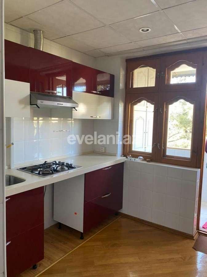 Satılır, köhnə tikili, 2 otaqlı, 60 m², Bakıxanov q.