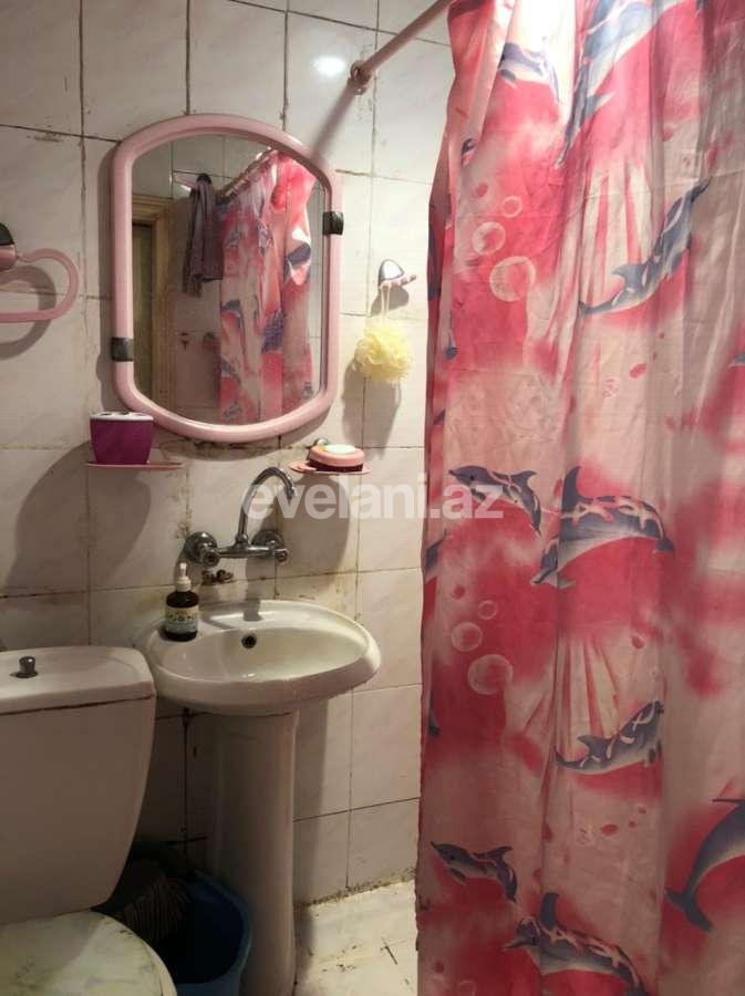 Rent, old building, 2 room, 50 m², Elmlar Akademiyası m.