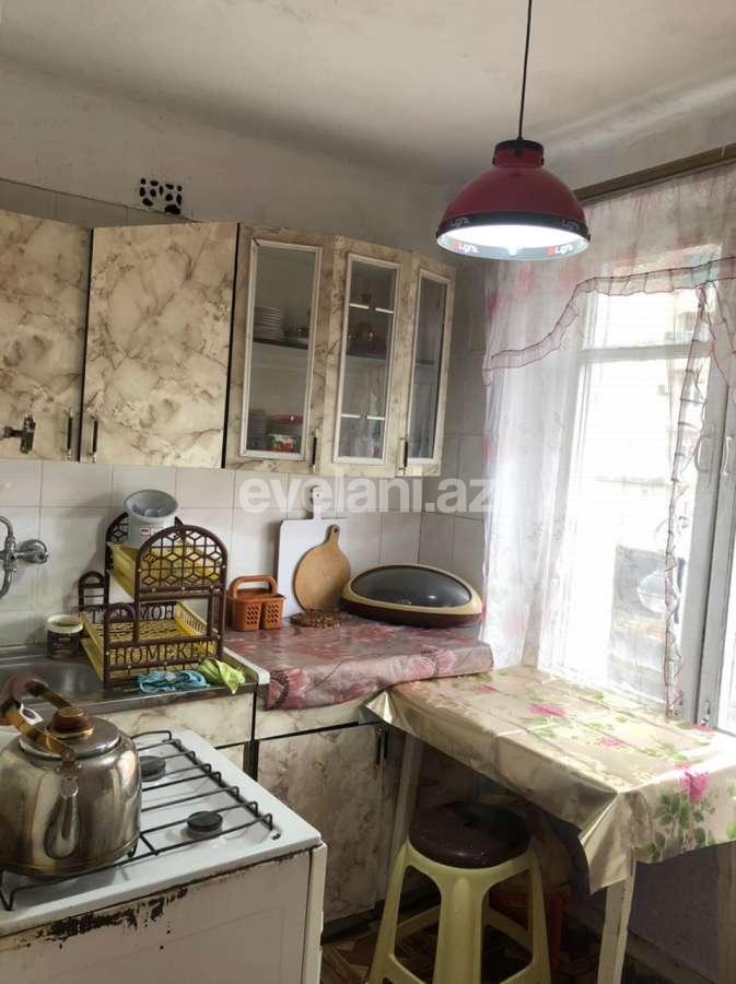 Rent, old building, 2 room, 50 m², Elmlar Akademiyası m.