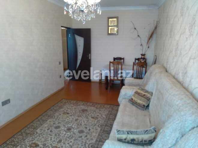 Satılır, köhnə tikili, 2 otaqlı, 60 m², Bakıxanov q.