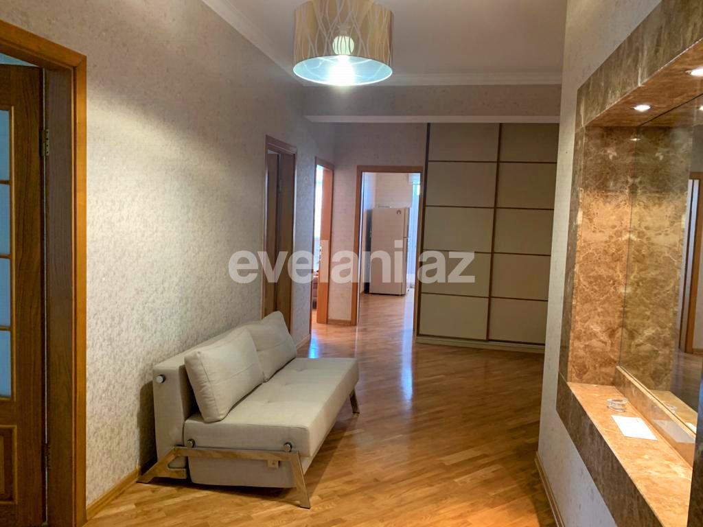 Satılır, yeni tikili, 3 otaqlı, 140 m², Elmlər Akademiyası m.