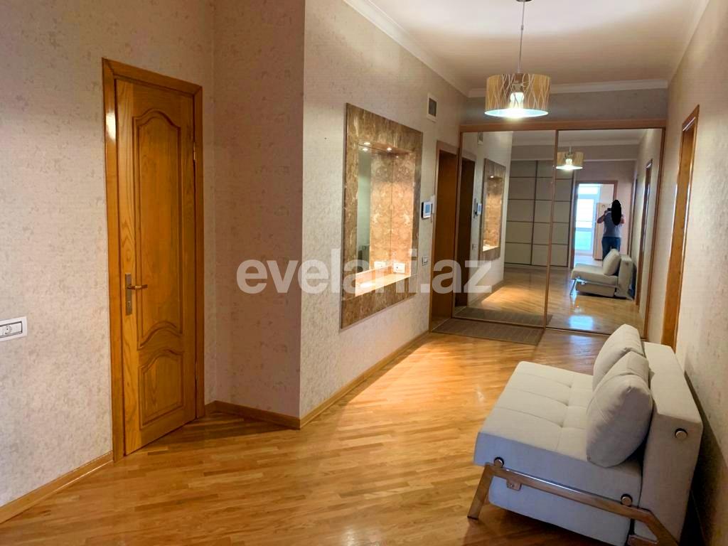 Satılır, yeni tikili, 3 otaqlı, 140 m², Elmlər Akademiyası m.
