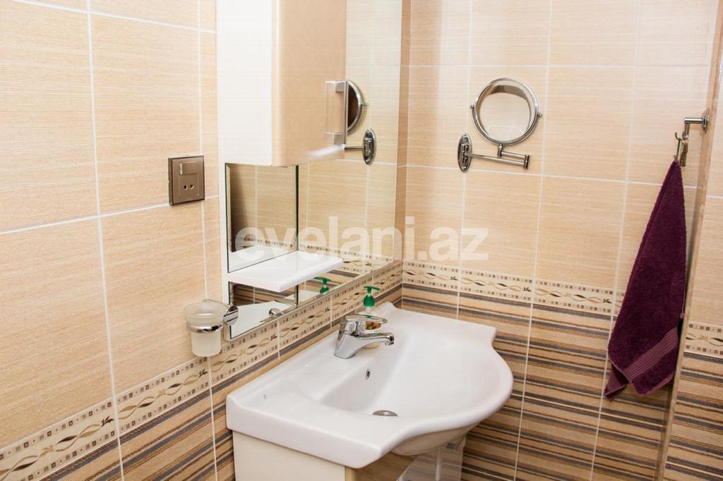 Sale, new building, 3 room, 130 m², Nasimi r.