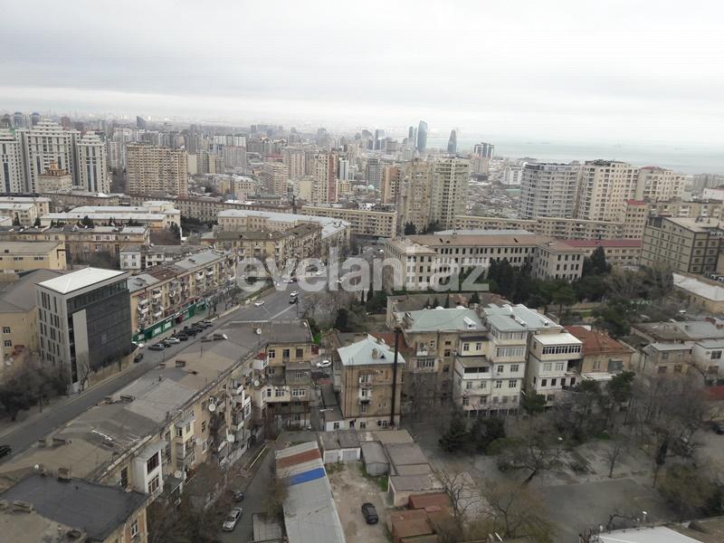 Продаётся, новостройка, 3-комнаты, 118 m², Элмляр Академиясы m.