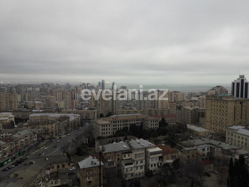 Продаётся, новостройка, 3-комнаты, 118 m², Элмляр Академиясы m.