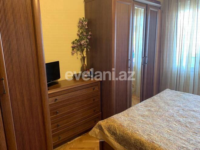 Sale, old building, 3 room, 95 m², Yeni Guneshli d.