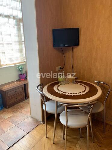 Sale, old building, 3 room, 95 m², Yeni Guneshli d.