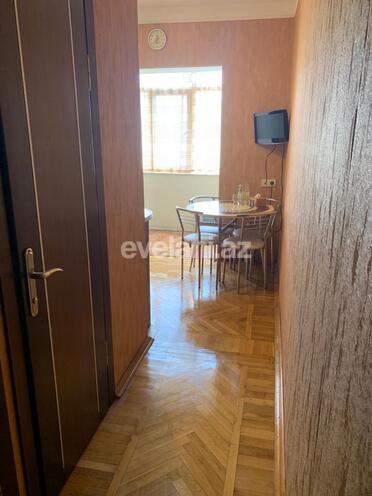 Sale, old building, 3 room, 95 m², Yeni Guneshli d.