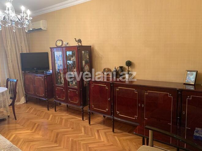 Sale, old building, 3 room, 95 m², Yeni Guneshli d.