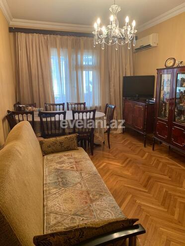 Sale, old building, 3 room, 95 m², Yeni Guneshli d.