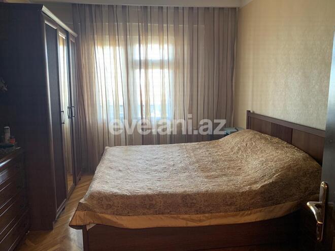 Sale, old building, 3 room, 95 m², Yeni Guneshli d.